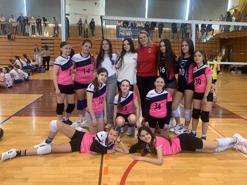 Turnir v mali odbojki