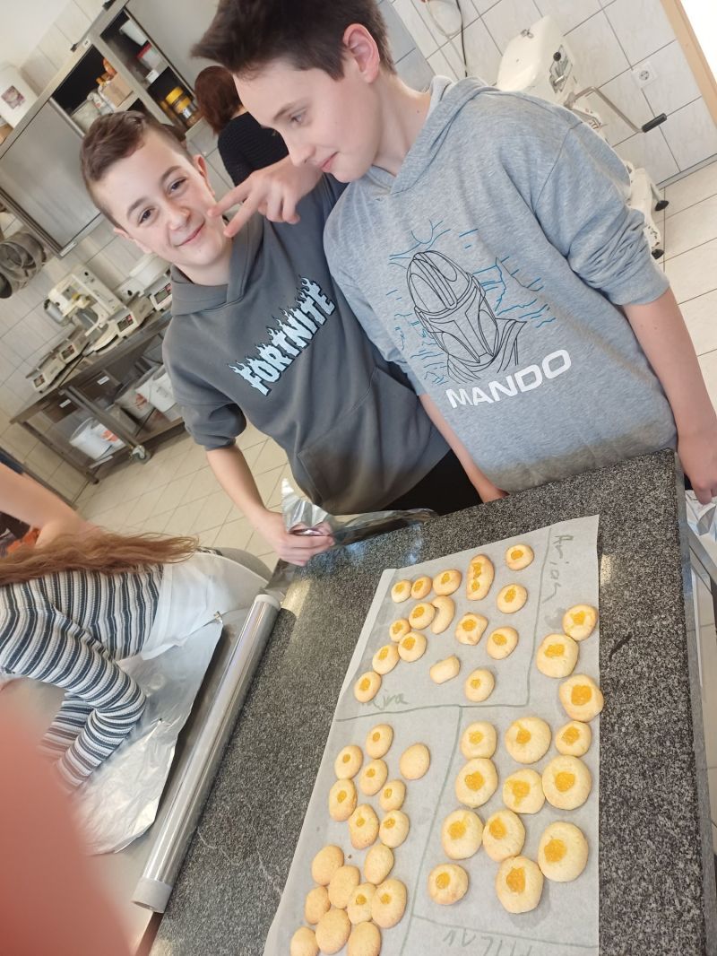 6. r - Tehniški dan Naklo