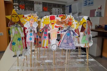 Kulturni dan učencev 2. razreda Ogled lutkovne predstave Zvezdica Zaspanka